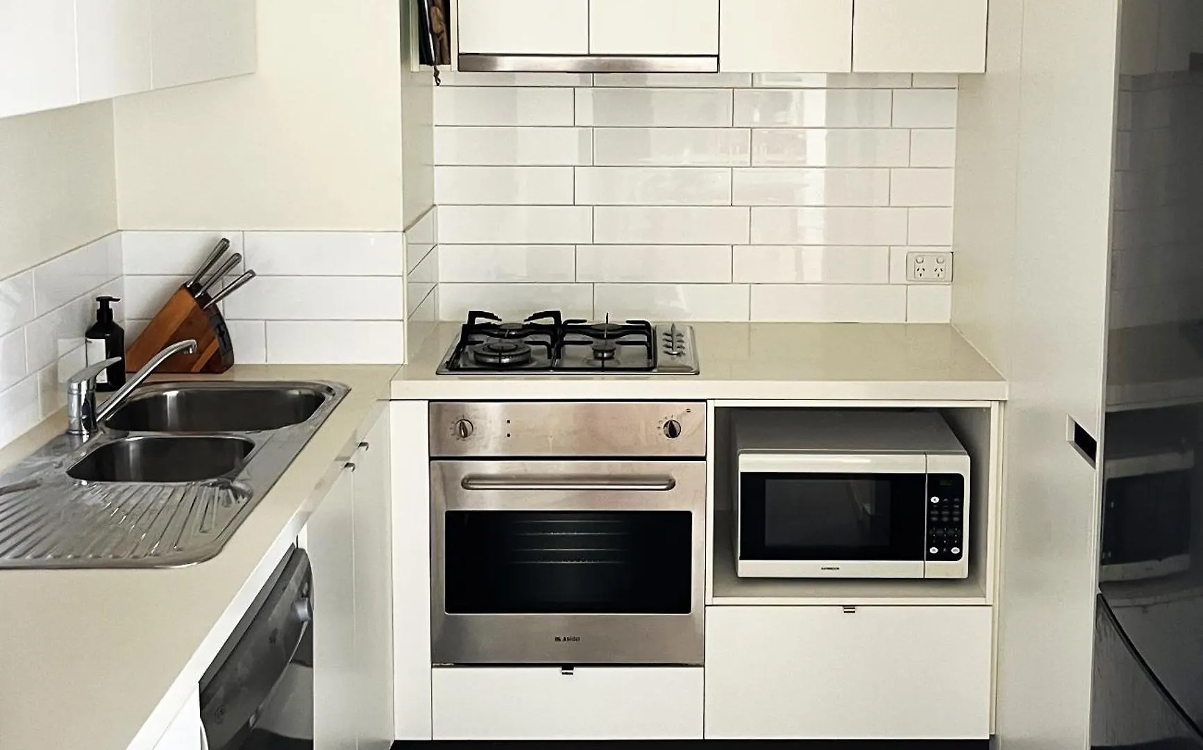 Perfect Locale 2Bed Apt Parking Brisbane 0*,